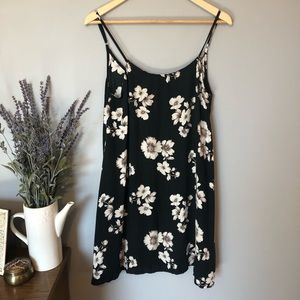 Floral flowy sun dress